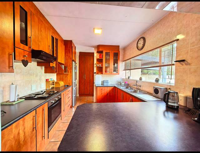 4 BEDROOM HOUSE FOR SALE IN SASOLBURG EXT 11